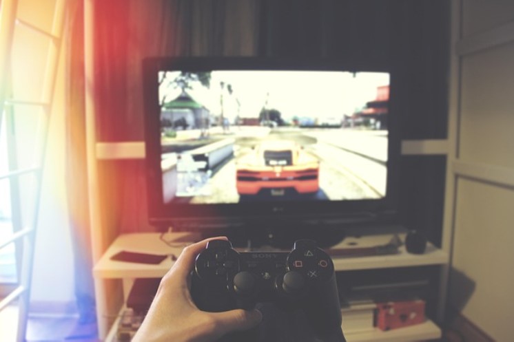 Tips to Stay Safe While Playing Online Video Games