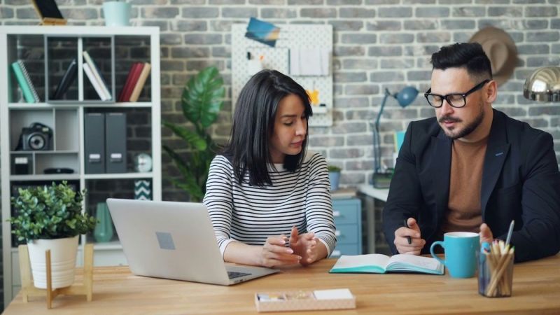 Affiliate Networks vs. Direct Partner Programs: Which Should You Join?